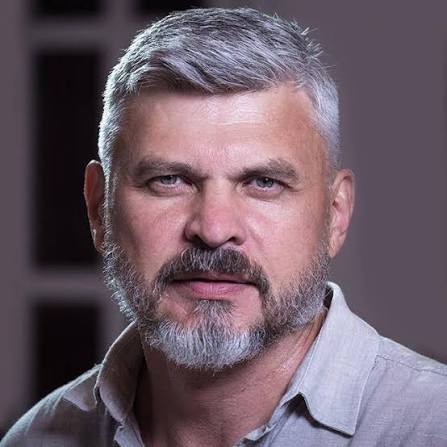 Андрей Викторович Холенко